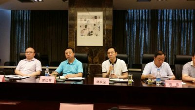 资中县领导莅临汇赢  政企合作谋发展