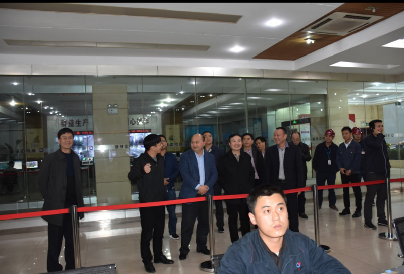 仁寿县委书记秦彪一行到汇赢参观考察(图3)