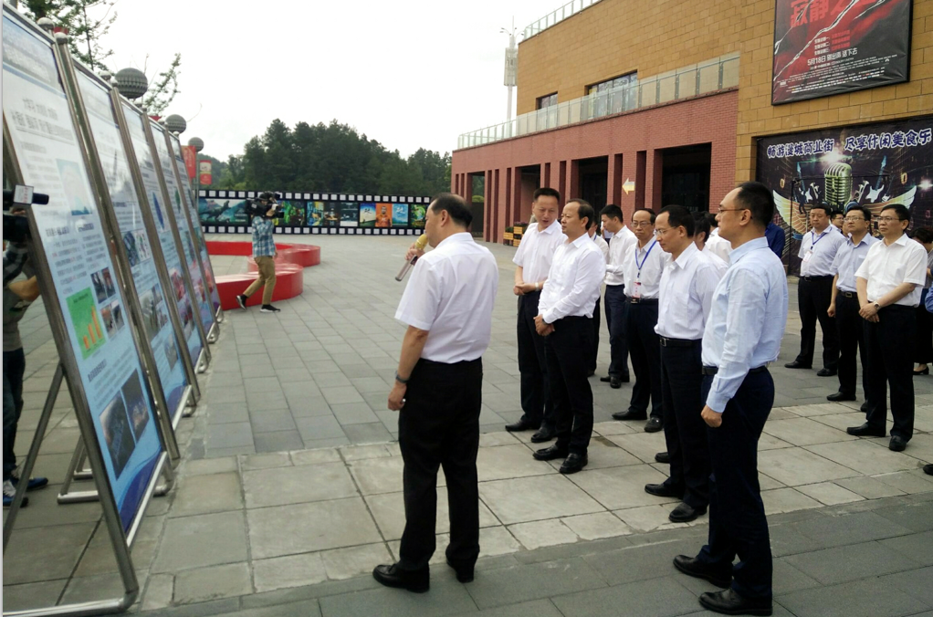 市委书记马波率队到汇赢连界区域现场调研(图2)