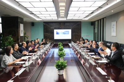 江川区区委副书记、代理区长常成莅临汇赢国际考察交流