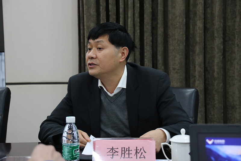 四川能投集团到汇赢国际开展交流洽谈(图2) 四川能投集团到汇赢国际开展交流洽谈(图2)