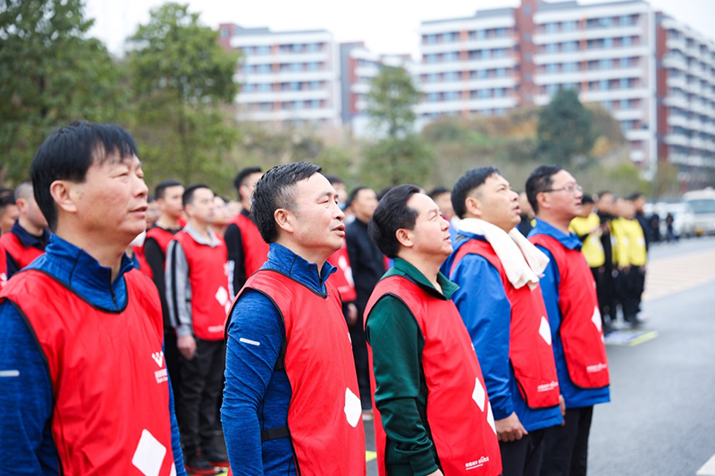 风雨兼程九十载 坚韧不拔铸百年——集团公司隆重举行2020年迎新春千人健身跑(图7) 风雨兼程九十载 坚韧不拔铸百年——集团公司隆重举行2020年迎新春千人健身跑(图7)