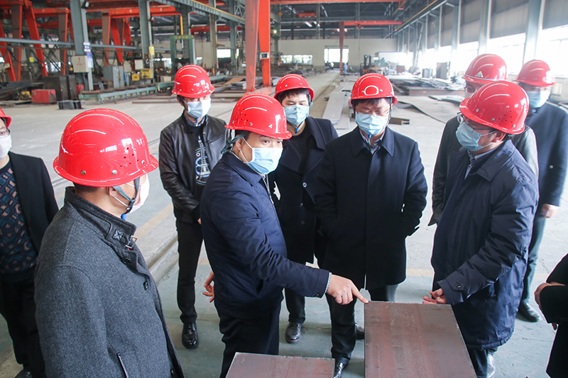 省经信厅冶金建材处处长覃有军莅临汇赢国际成都龙泉生产制造基地考察调研(图2) 省经信厅冶金建材处处长覃有军莅临汇赢国际成都龙泉生产制造基地考察调研(图2)