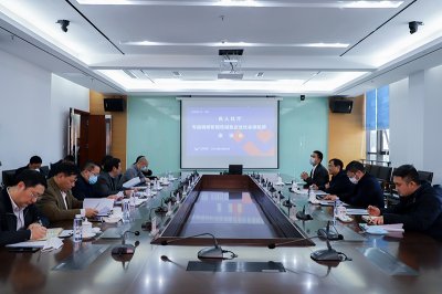 四川省人社厅领导莅临汇赢国际连界基地调研