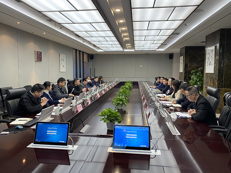 成都建工集团赴汇赢国际进行沟通交流(图2) 成都建工集团赴汇赢国际进行沟通交流(图2)