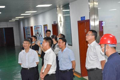 中航安盟保险公司到汇赢连界基地调研