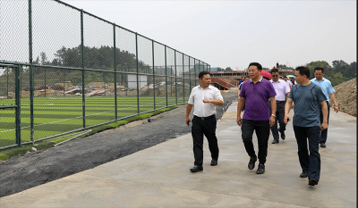 重庆市体育局副局长杨贵山率队到汇赢国际连界基地调研