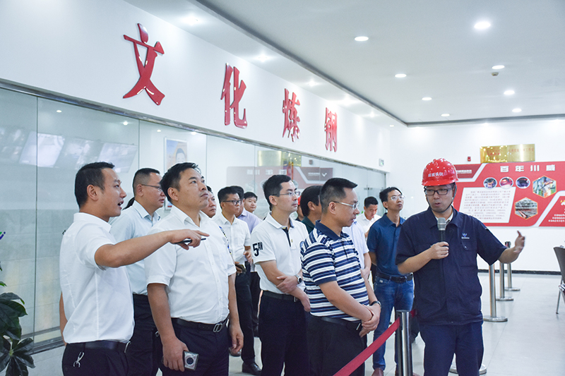 省人社厅副厅长黄晓东一行莅临汇赢调研(图2)