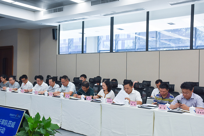 省人社厅副厅长黄晓东一行莅临汇赢调研(图6)