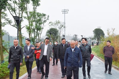 市中区人大常委会到汇赢连界基地考察