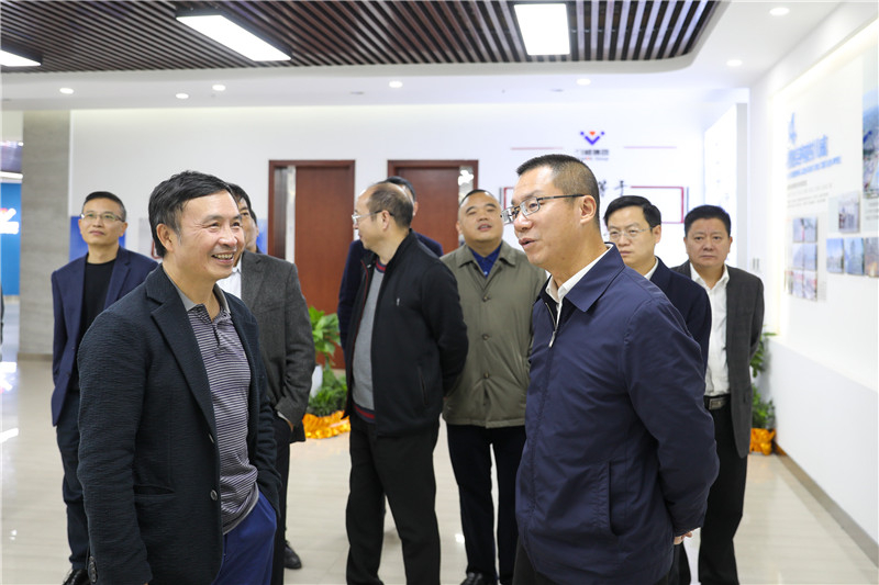 威远县委书记兰徐率队到汇赢连界基地调研(图1) 威远县委书记兰徐率队到汇赢连界基地调研(图1)