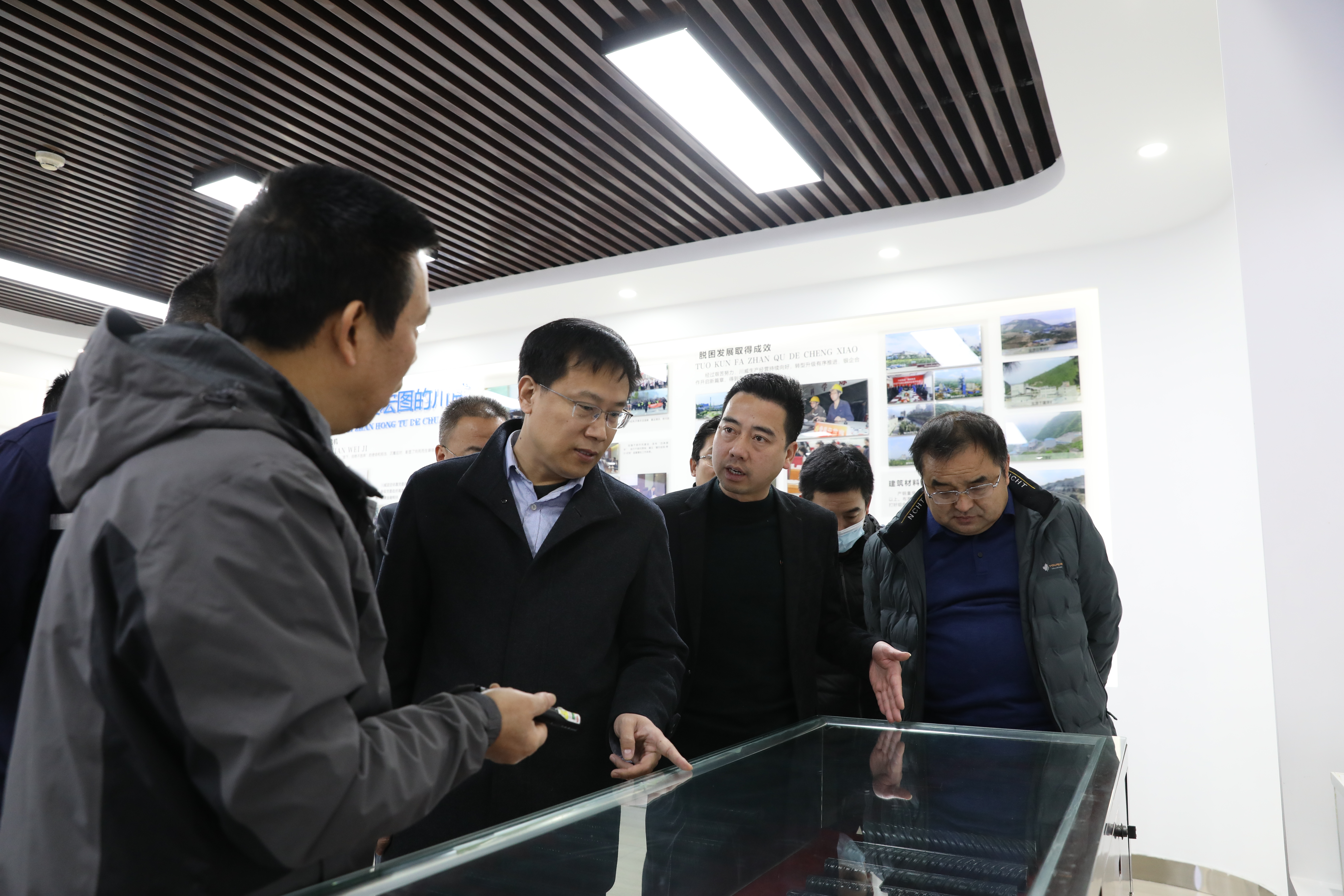 山东泰钢集团到汇赢连界基地交流(图2)