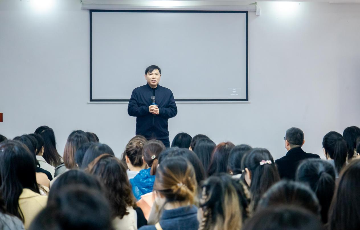汇赢国际开展2023年庆“三八”国际妇女节系列活动(图6) 汇赢国际开展2023年庆“三八”国际妇女节系列活动(图6)