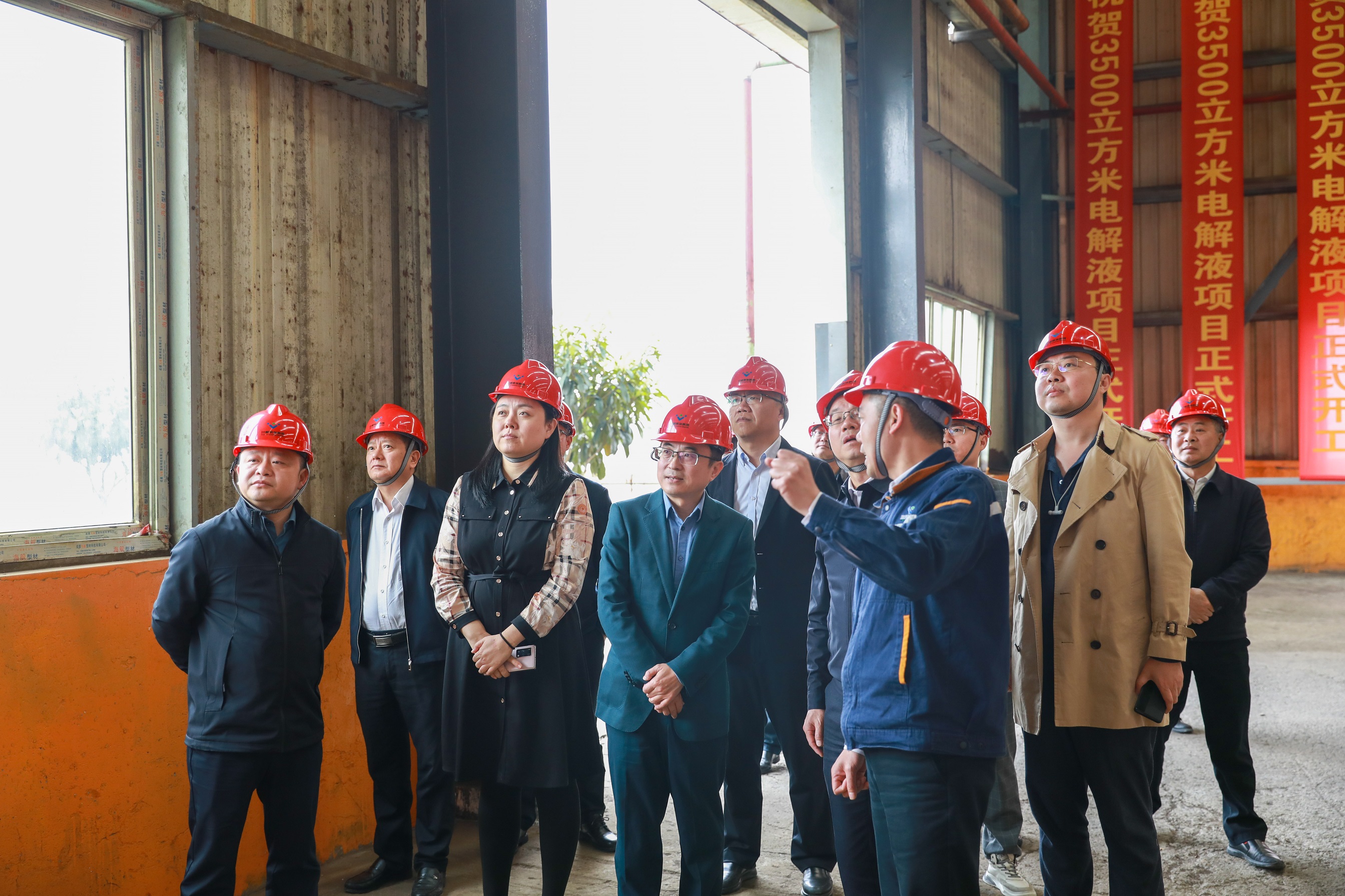 政企联动 协同发展——远洋能源·上海汉兴·中投到汇赢考察交流(图3) 政企联动 协同发展——远洋能源·上海汉兴·中投到汇赢考察交流(图3)