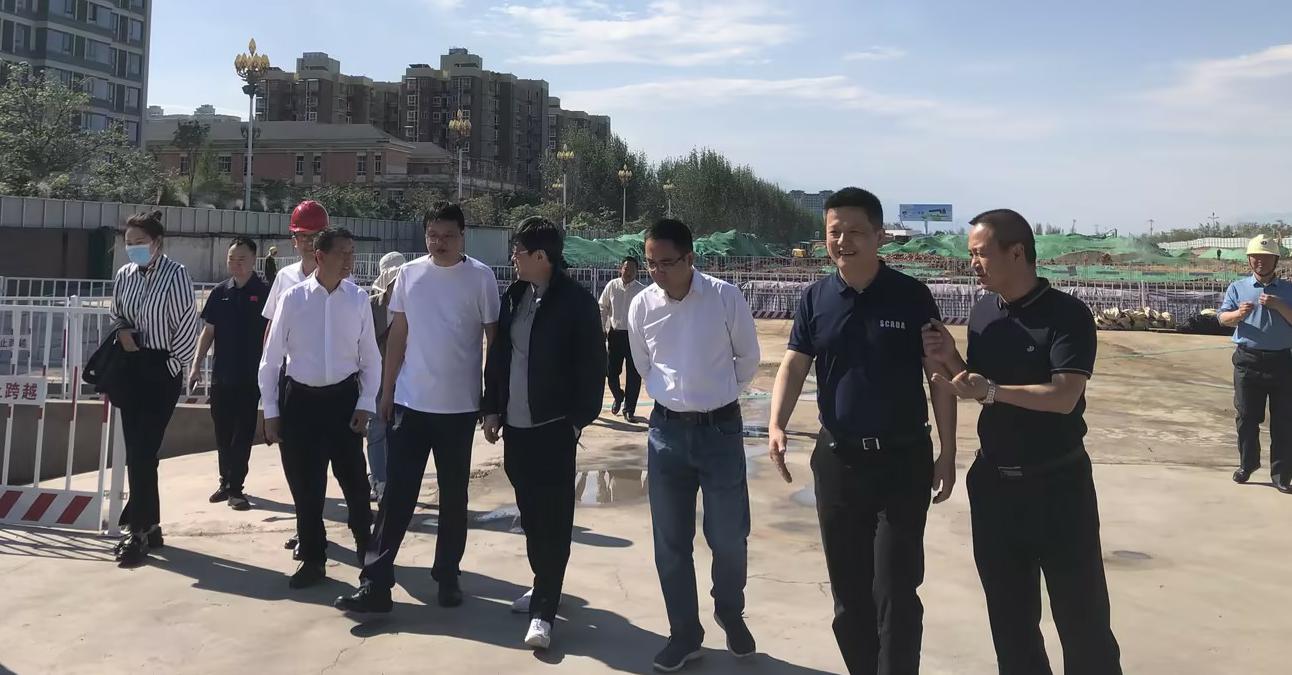 国家体育总局调研 凉山州青少年足球训练基地项目(图1) 国家体育总局调研 凉山州青少年足球训练基地项目(图1)