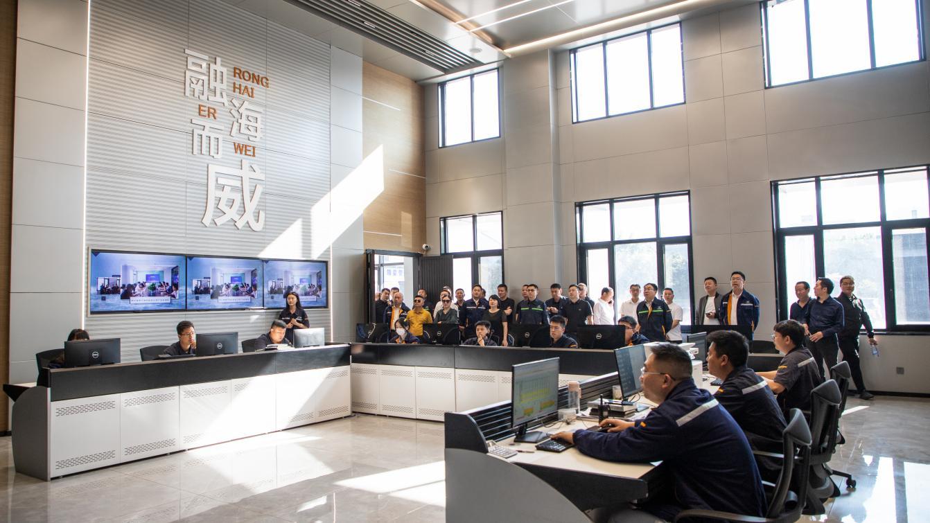 同舟共济铸梦想,合作共赢创辉煌——矿业总公司举行工程客户联谊(图7) 同舟共济铸梦想,合作共赢创辉煌——矿业总公司举行工程客户联谊(图7)