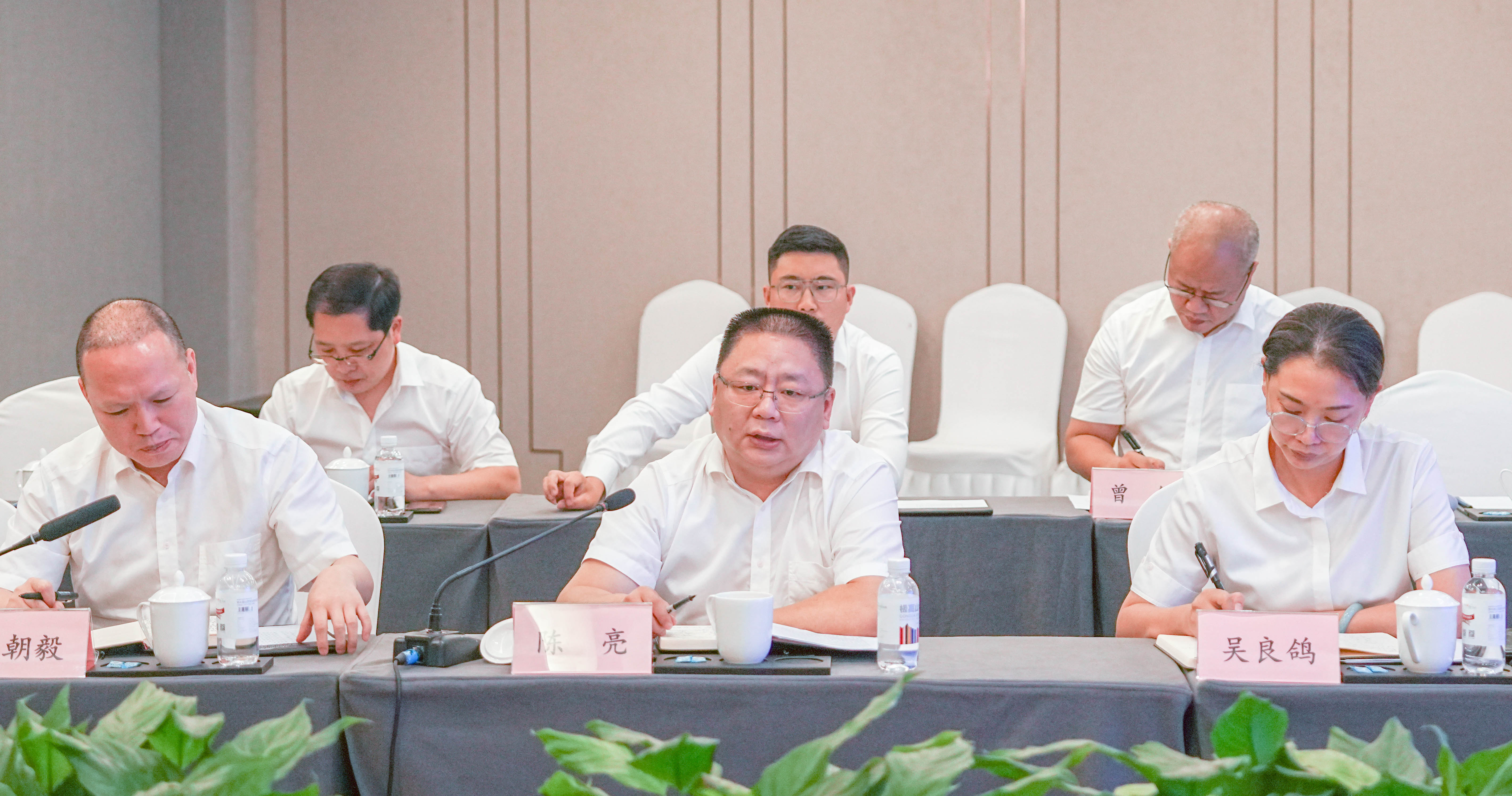 两江控股集团（城投集团）到访汇赢交流洽谈(图3)