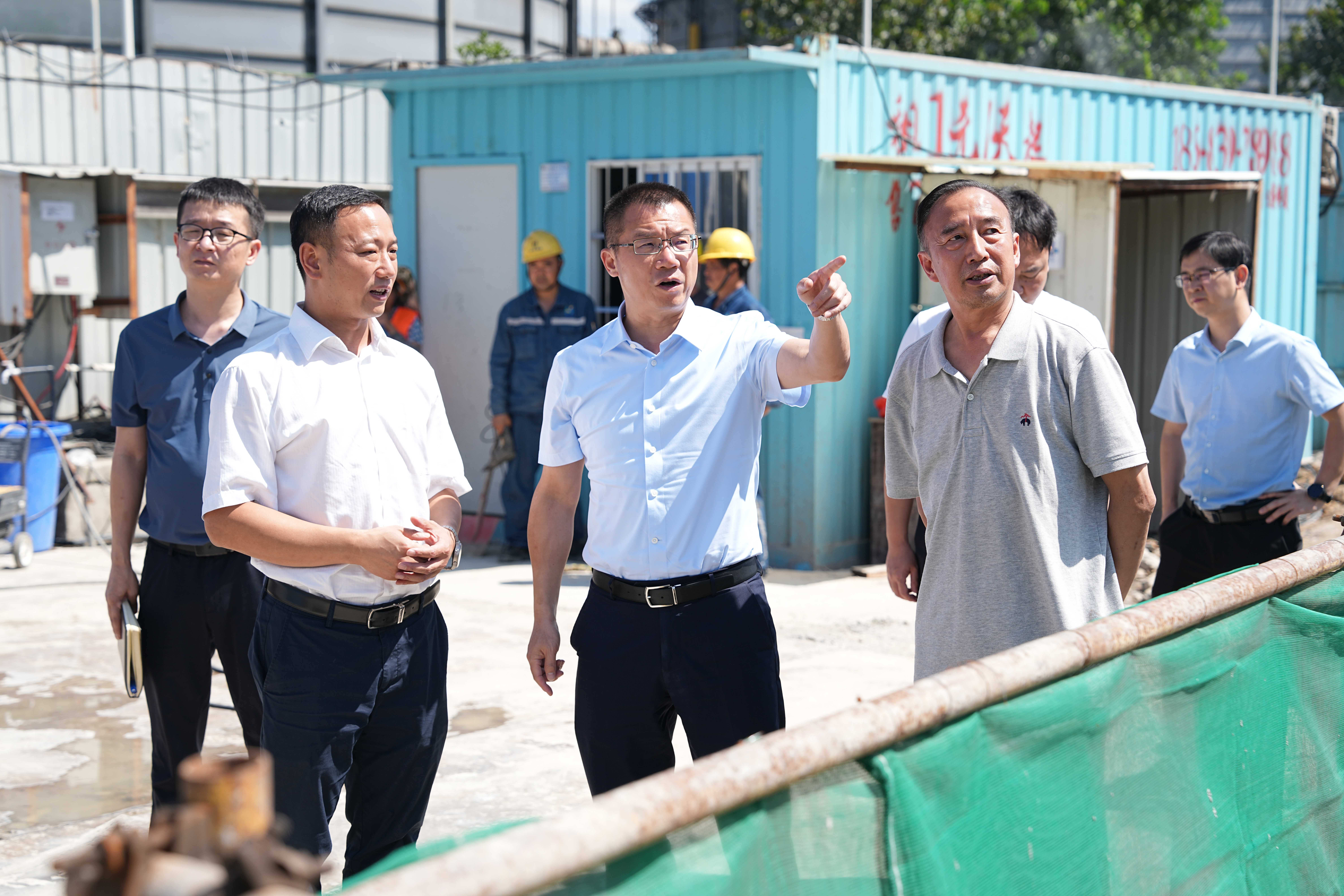 威远县委书记兰徐一行莅临汇赢连界基地考察调研(图4)