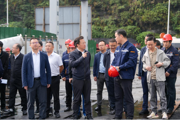 毕胜副市长带队到汇赢关心企业发展