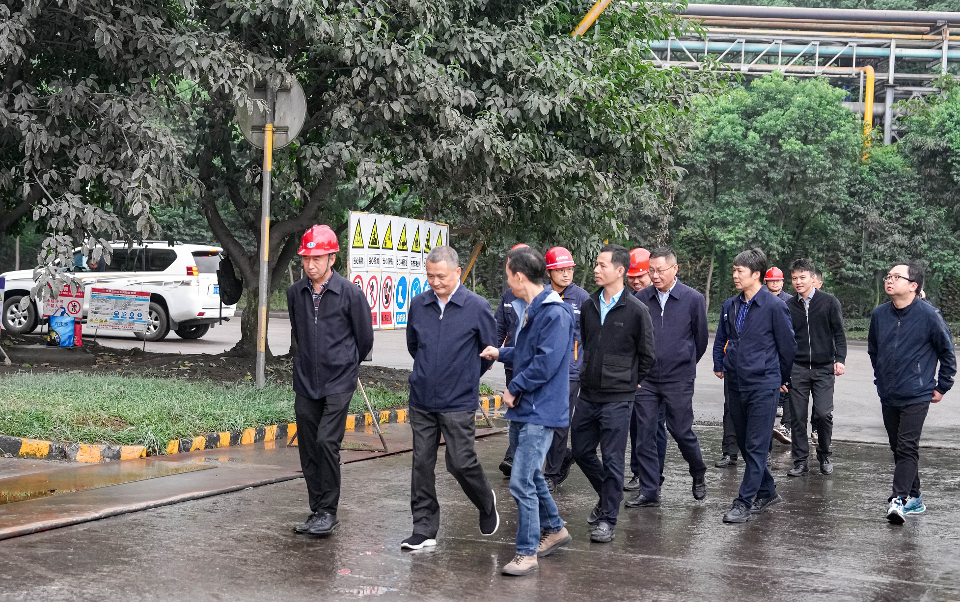 市人大常委会副主任曾云忠到汇赢调研督导超低排放改造推进情况(图2) 市人大常委会副主任曾云忠到汇赢调研督导超低排放改造推进情况(图2)