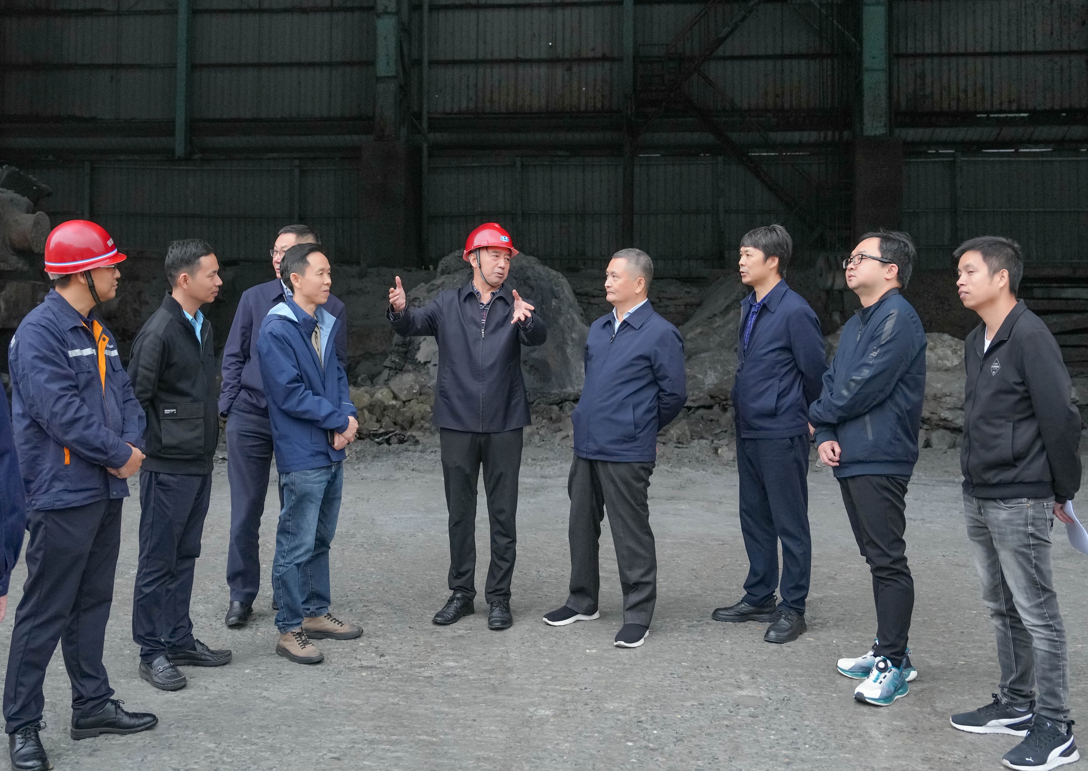 市人大常委会副主任曾云忠到汇赢调研督导超低排放改造推进情况(图4) 市人大常委会副主任曾云忠到汇赢调研督导超低排放改造推进情况(图4)