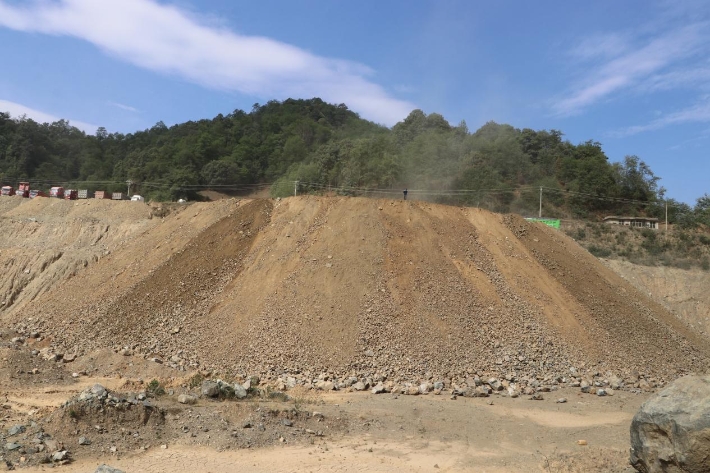 从1.5小时到30分钟 ——联鑫矿业废土“搬家”记(图3)