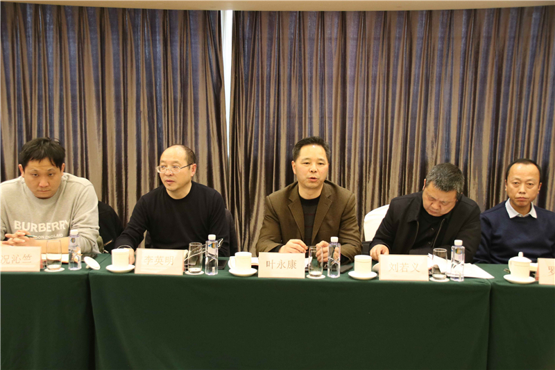 企业搭台 专家唱戏 大咖齐聚 ——汇赢法兰克福足校研讨会召开(图2) 企业搭台 专家唱戏 大咖齐聚 ——汇赢法兰克福足校研讨会召开(图2)