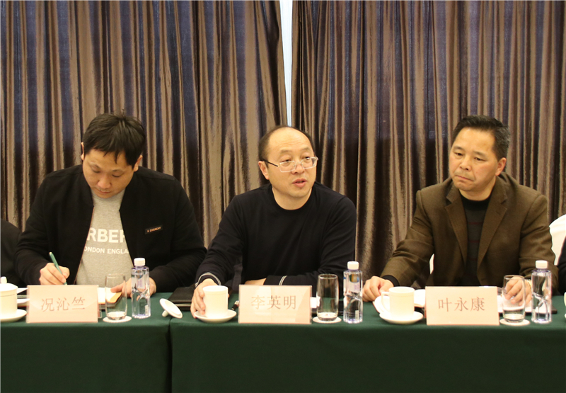 企业搭台 专家唱戏 大咖齐聚 ——汇赢法兰克福足校研讨会召开(图6) 企业搭台 专家唱戏 大咖齐聚 ——汇赢法兰克福足校研讨会召开(图6)