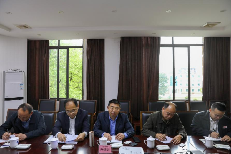 泸州港务公司到汇赢参观交流(图7) 泸州港务公司到汇赢参观交流(图7)