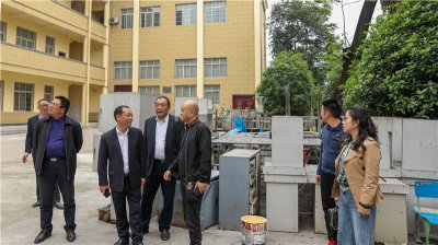 博骏教育集团副总裁谢纲一行莅临汇赢考察座谈