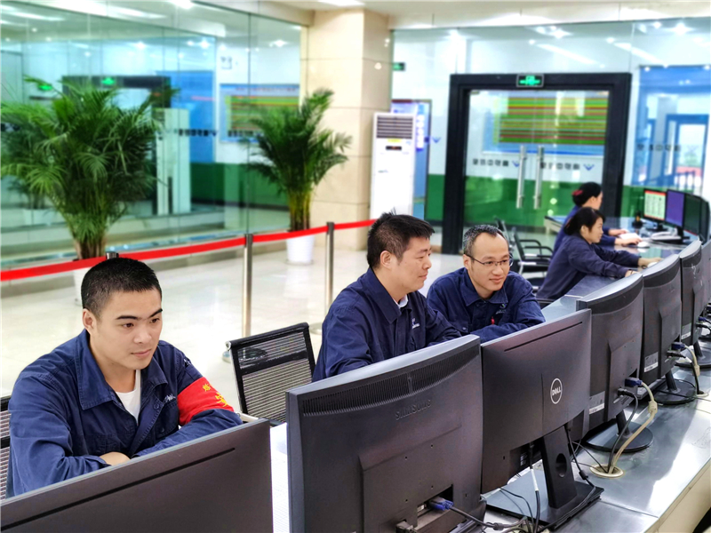 汇赢钒钛科技大高炉主控室荣获全国工人先锋号(图3)
