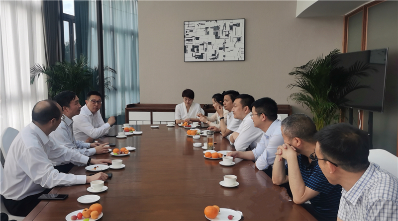 内市经开区党工委书记赵永韦一行到汇赢调研(图3)