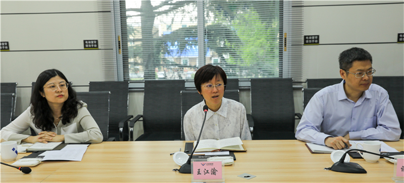 人民银行成都分行副行长王江渝一行到汇赢调研(图5)