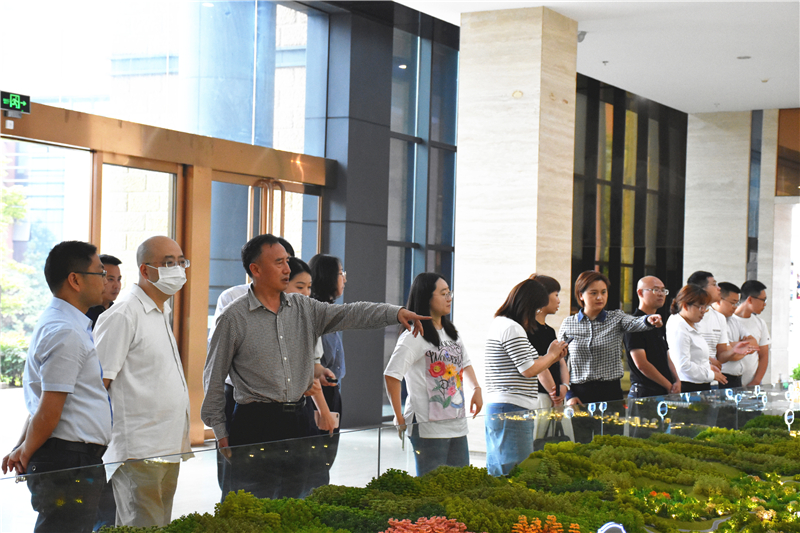 省发改委县域经济处到汇赢调研(图1)
