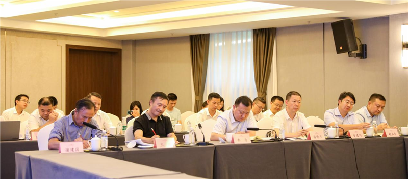 四川省委省政府决策咨询委员会到汇赢国际交流调研(图3) 四川省委省政府决策咨询委员会到汇赢国际交流调研(图3)